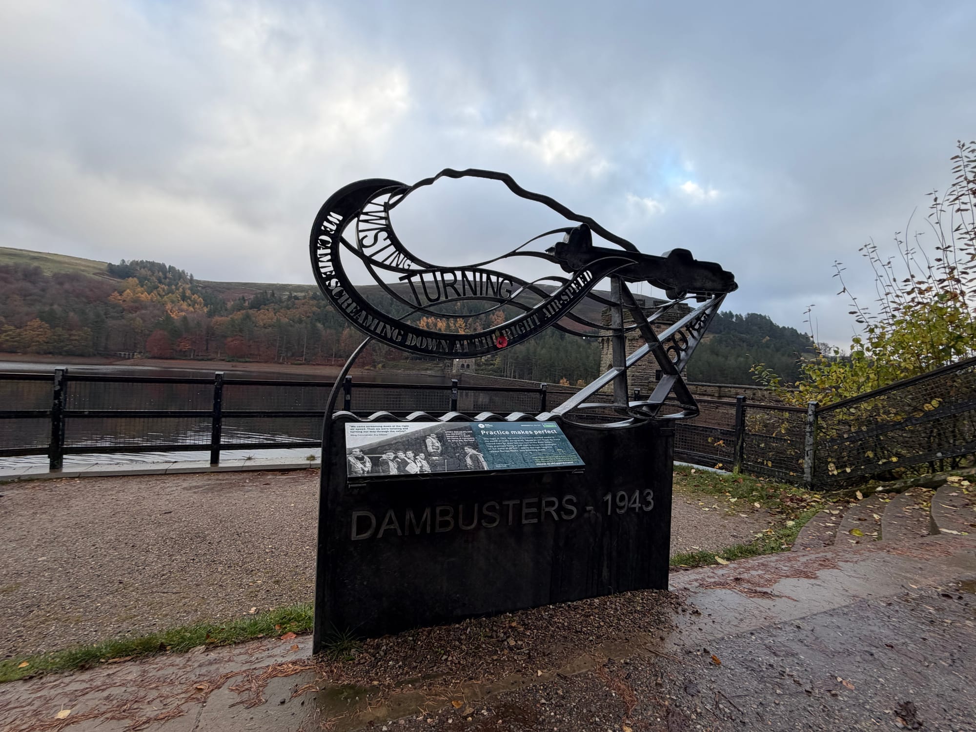 Memorial to the 617 ‘Dambusters’ squadron.